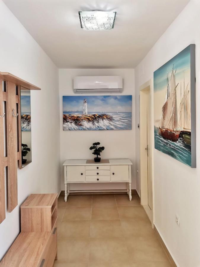 Honeycomb Apartment Split - Free Parking Exterior photo